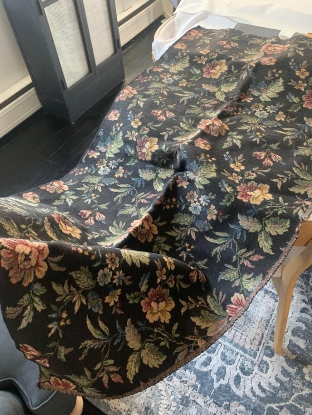 Vintage Floral Tapestry Upholstery Fabric Remnant Wall Home Decor Sewing